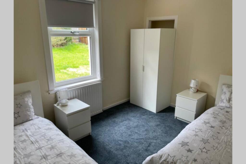 Beautiful Two Bedroom Flat By The Loch Balloch Bagian luar foto