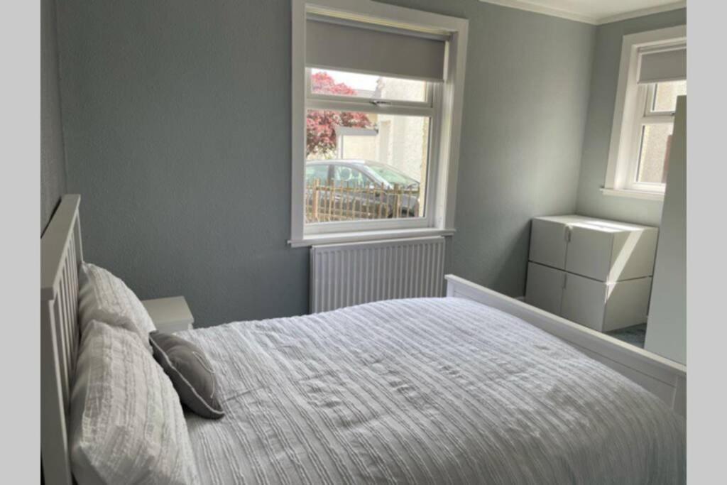 Beautiful Two Bedroom Flat By The Loch Balloch Bagian luar foto